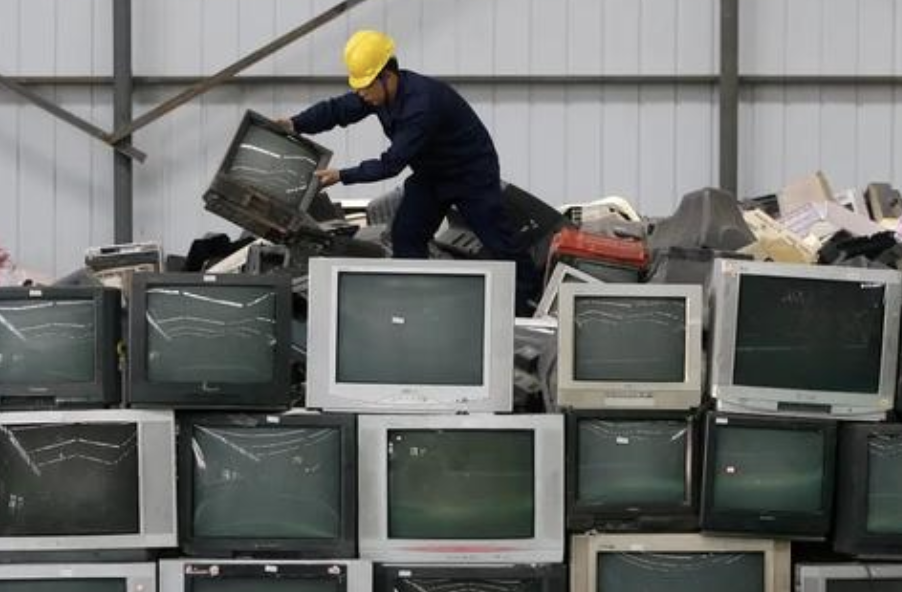 市场降至15年冰点，电视的出路在哪？