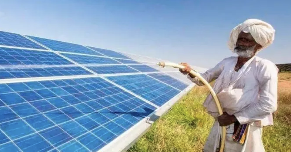 印度大亨阿达尼大举投资大型太阳能和风能发电厂