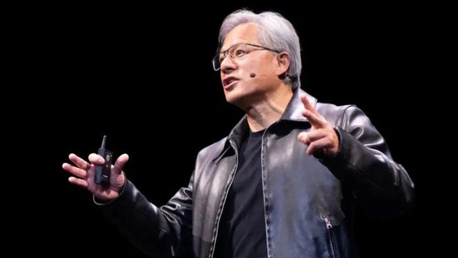 黄仁勋发声！“我们距离倒闭只有30天”