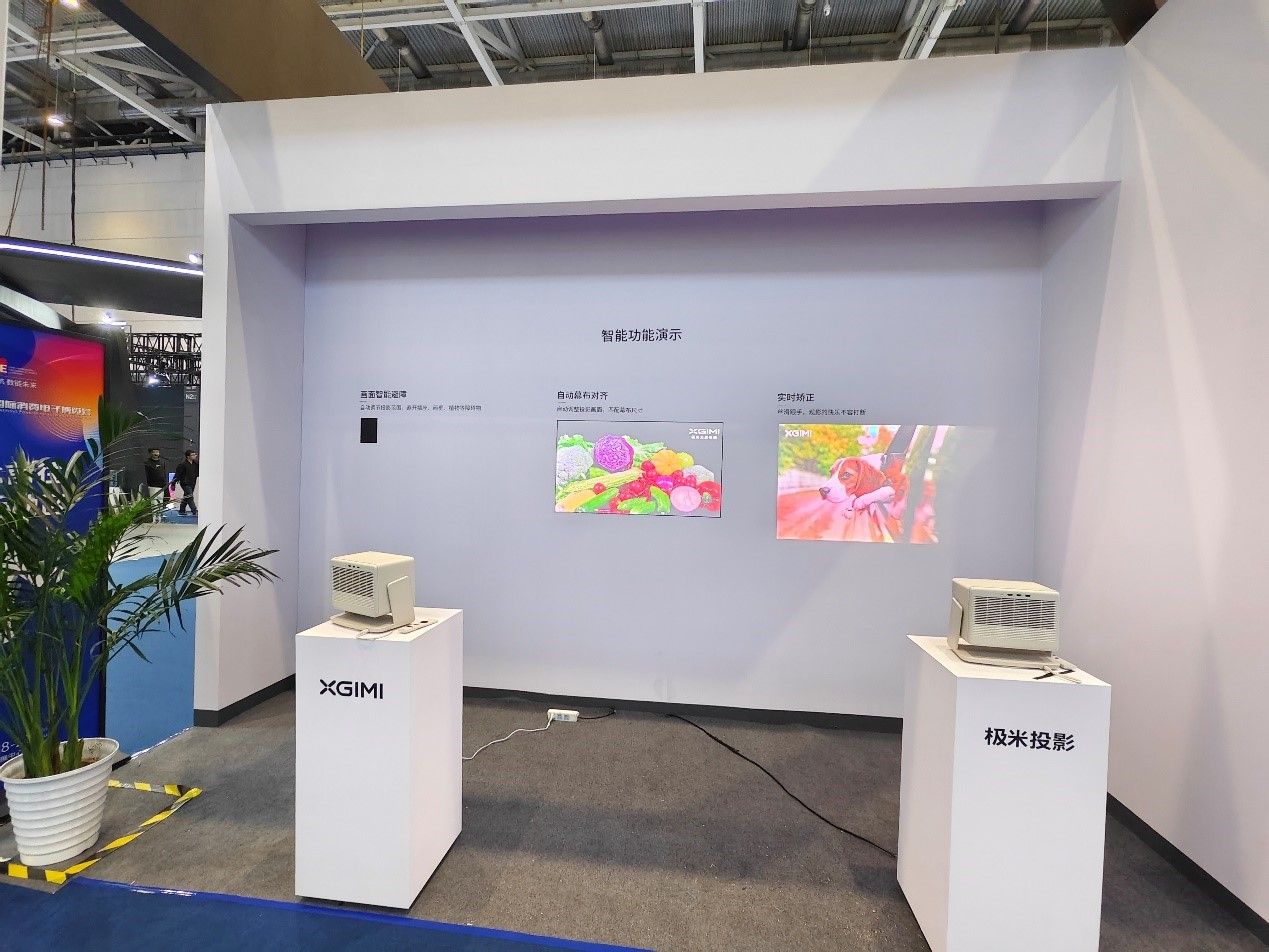 2024投影行业十大事件：4K+激光势猛，LCoS挑战DLP，车载成增长点