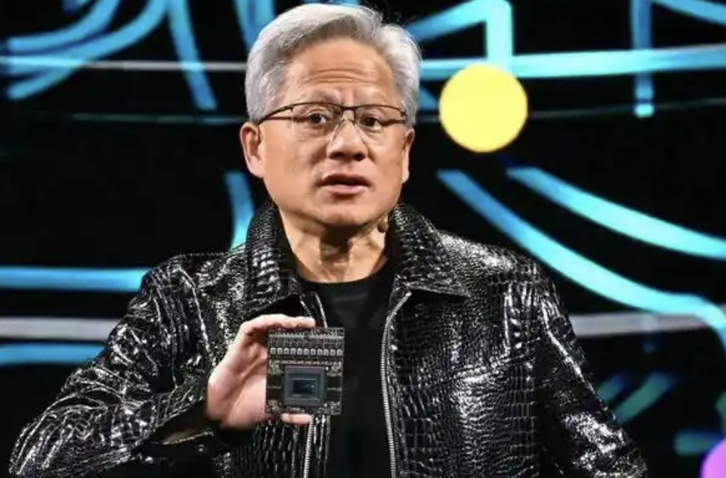 黄仁勋：这是第一次，通用人形机器人的关键技术“近在眼前”了
