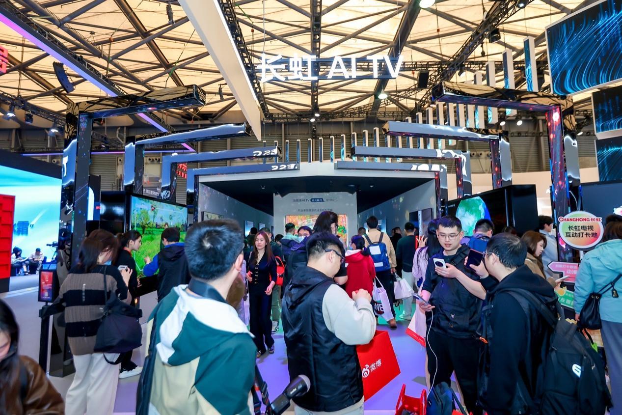 卡位AI家电全面化，长虹AWE2025“秀肌肉”