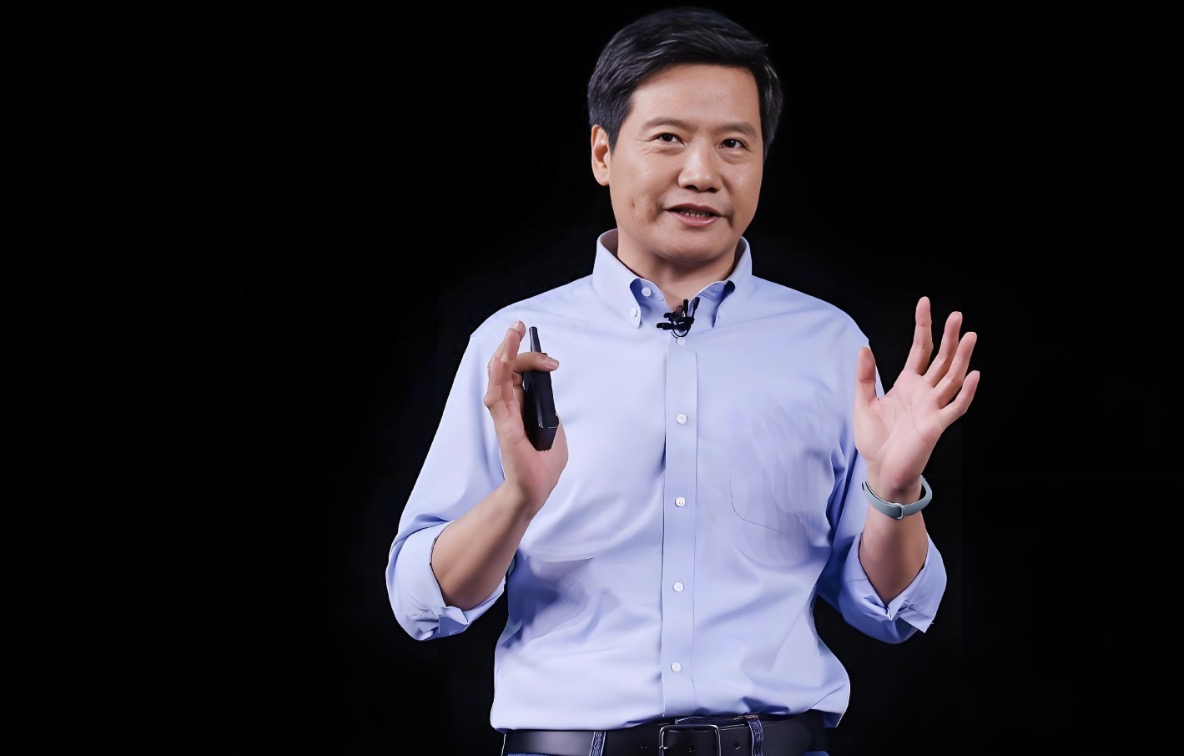 方洪波摸着雷军，“甩掉”小米