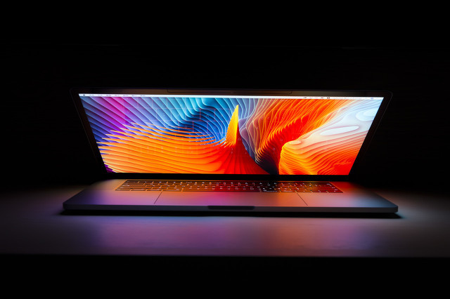 传苹果将推出廉价版MacBook：搭载13英寸屏幕
