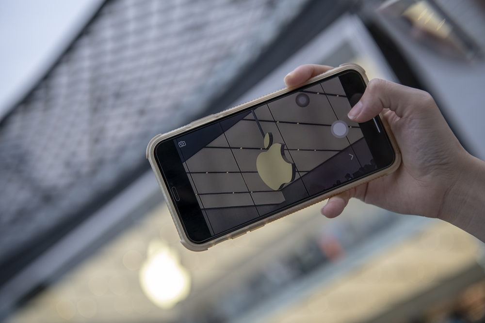 曝iPhone17 Pro回归全铝机身 中框和后盖为一体化设计