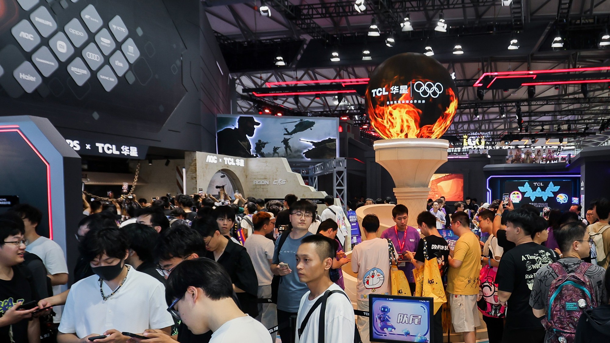 TCL华星展区.jpg