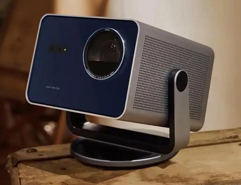  增亮降价！万元高端投影市场又迎来一位国际大牌“搅局”