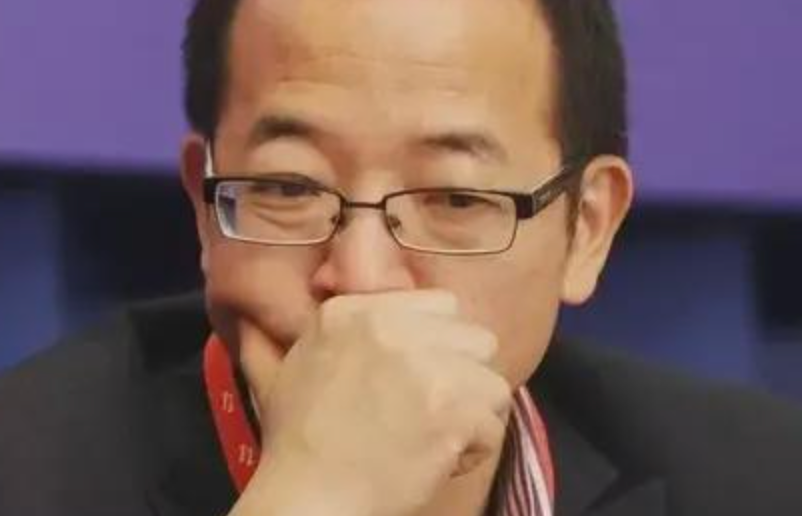 俞敏洪、雷军、吴京，大佬们排队跌下神坛