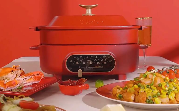 百亿巨头，被不做饭的年轻人“撂倒”？