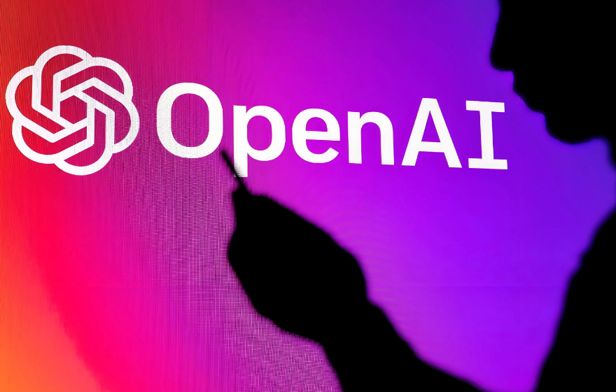 OpenAI 发布红色警报，集中资源抗衡对手