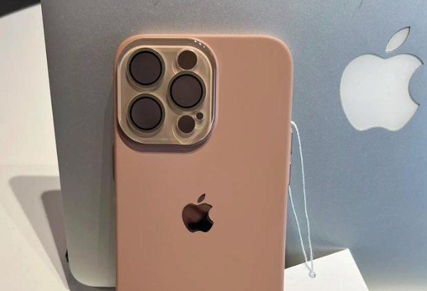消息称iPhone 18系列明年Q1试产：首发A20系列芯片