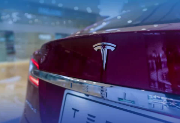 特斯拉在柏林裁员1700人