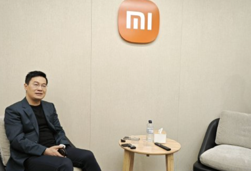 小米卢伟冰：五年内人形机器人有望进入各类产线