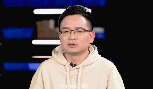 魔法原子创始人吴长征离职，公司刚刚登上春晚