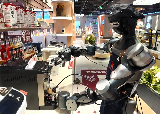 雷军、马云、京东都投了！杭州千寻智能机器人俩月融资30亿